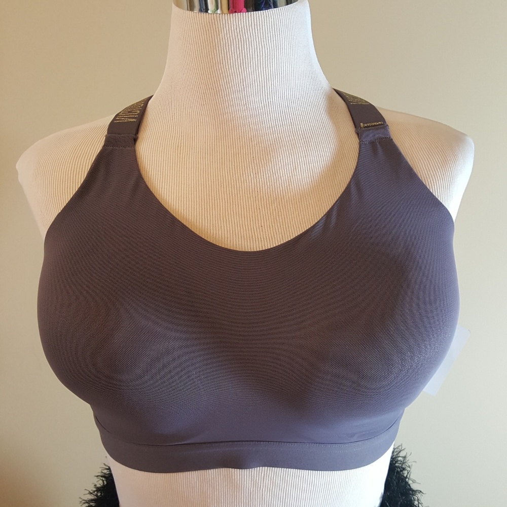 Incredible Lightweight Pullover Sport Bra by VS